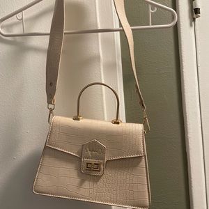 Nude color shoulder bag